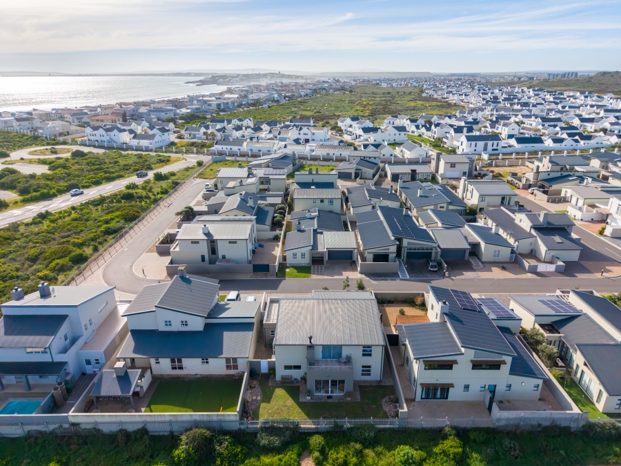 4 Bedroom Property for Sale in Sunset Estate Western Cape